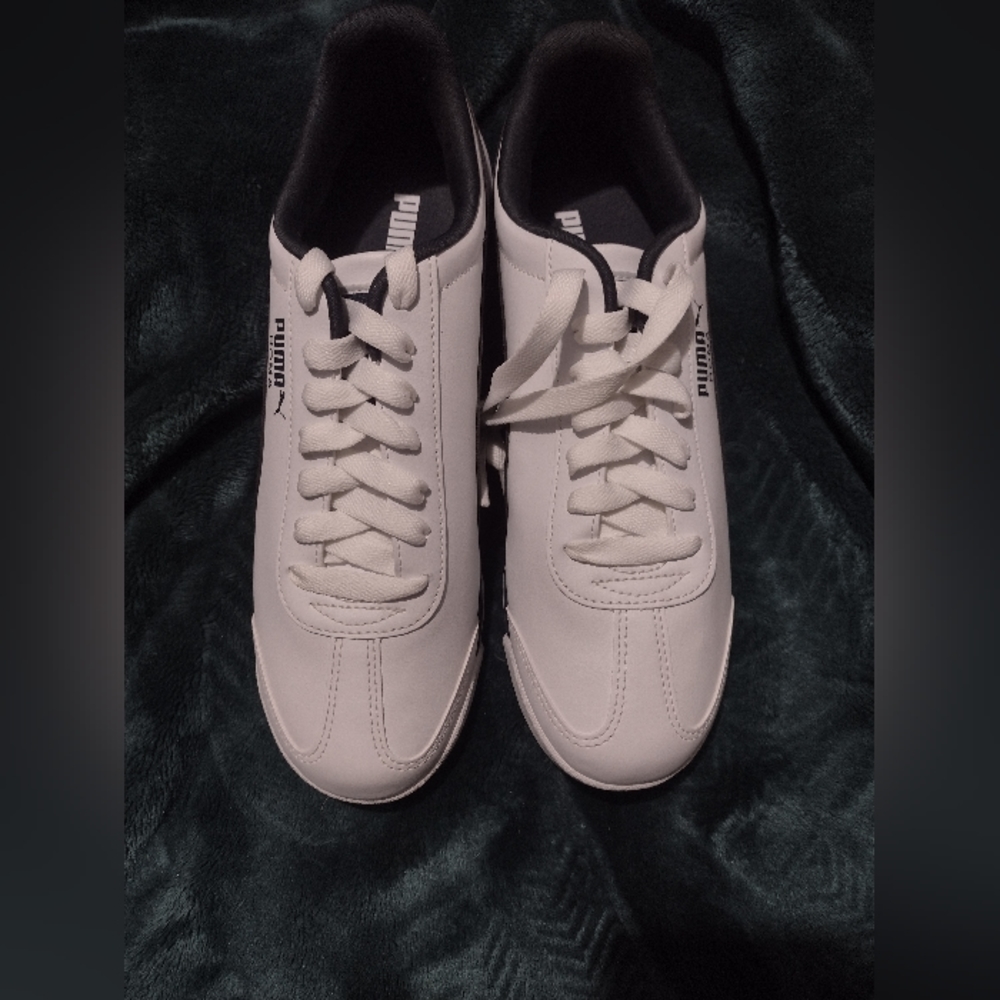Puma Roma men's shoes